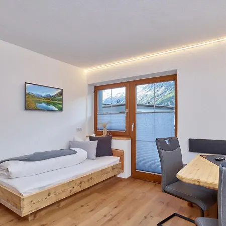 Ferienwohnung Haus Laterndl Längenfeld Exterior foto